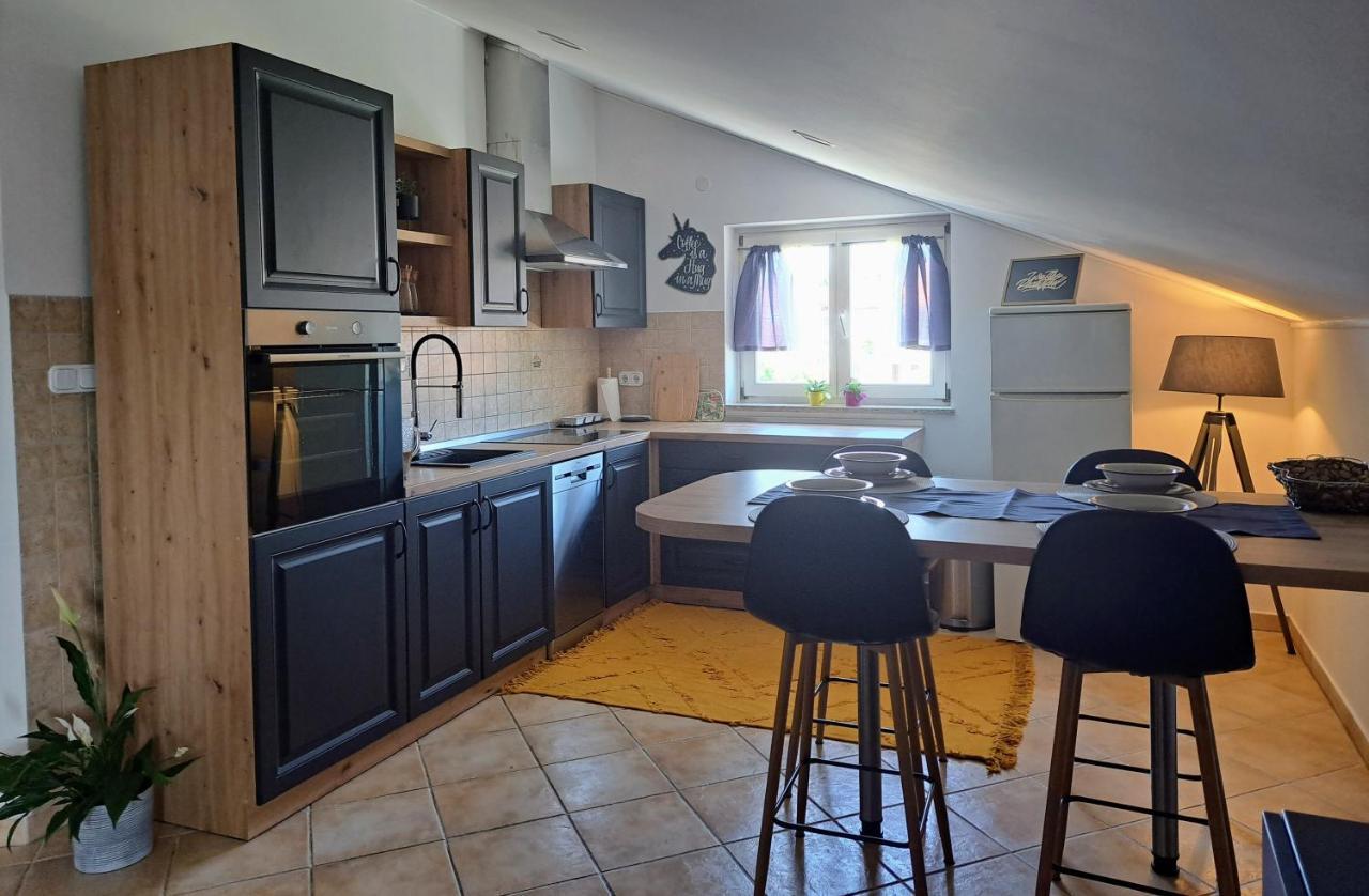 Battistella'S Near The Sea Apartment Rovinj Bagian luar foto